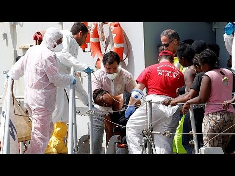 شاهد مئات المهاجرين قضوا غرقًا في مياه المتوسط