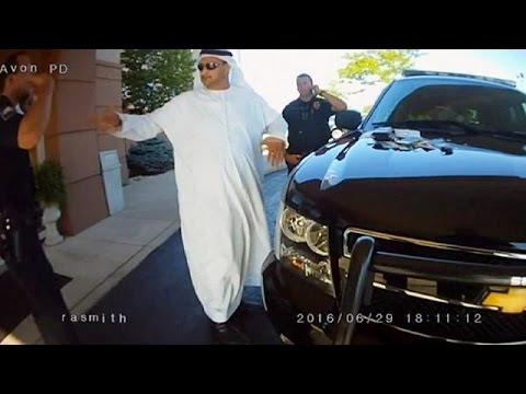 تعرض رجل أعمال إماراتي للتعنيف من قبل الشرطة الأميركية في ولاية اوهايو