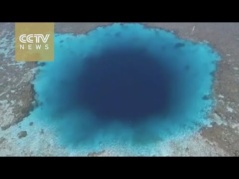 اللقطات الأولى من داخل أعمق بؤرة زرقاء في العالم
