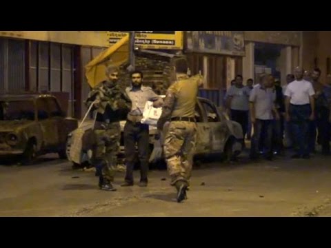 مسلحون معارضون يسلمون أنفسهم للسلطات في يريفان