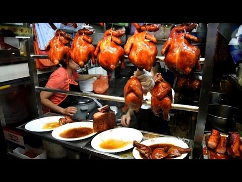 كشكان صغيران للطعام في سنغافورة