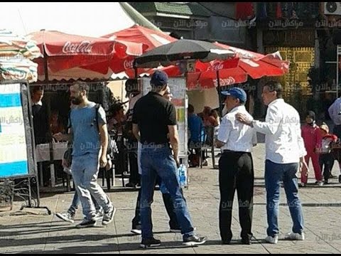 شاهد مقتل شرطي بطريقة مروعة
