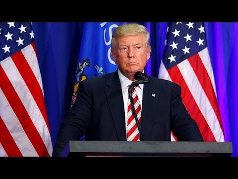 دونالد ترامب يُغيِّر فريق حملته الانتخابية ويُعدِّل خطابه السياسي