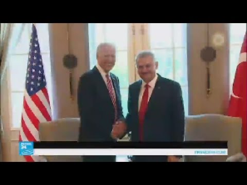 شاهد جو بايدن يلتقي رئيس الوزراء التركي