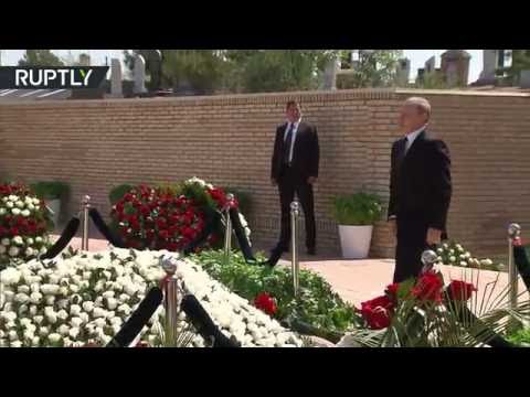 بوتين يضع إكليلا من الزهور عند ضريح الرئيس الأوزبكي الراحل إسلام كريموف
