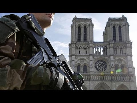 بالفيديو شاهد التحقيق بقضية السيارة التي تحتوي على قوارير غاز