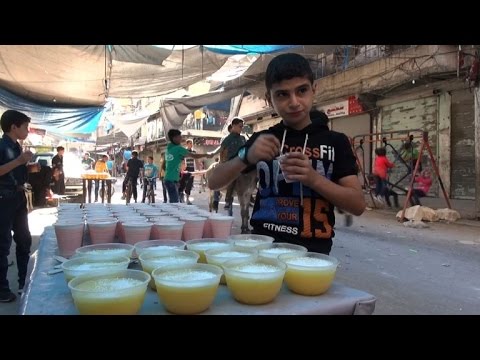 سكان مدينة حلب يحتفلون بعيد الأضحى المبارك