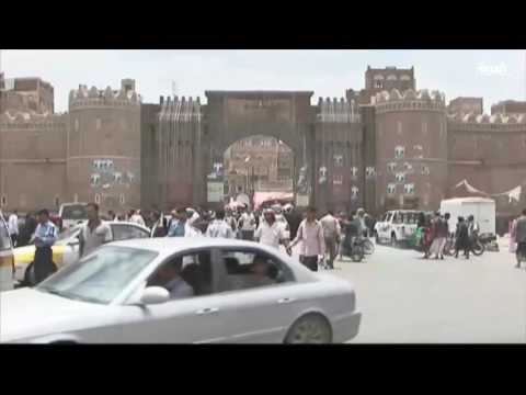 نقل البنك المركزي من صنعاء الى عدن خطوة استباقية لدعم عودة الحكومة اليمنية