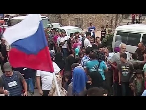 بالفيديو مساعدات إنسانية روسية لسكان الأشرفية في حلب