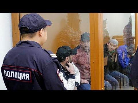 محاكمة 5 شيشانيين بتهمة اغتيال المعارض الروسي بوريس نيمتسوف