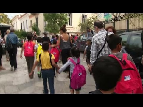 مدارس اليونان تستقبل أطفال اللاجئين