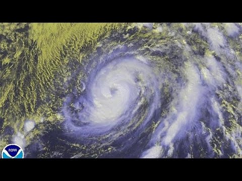 إعصار نيكول يضعف تدريجيًا و يبتعد عن جزر برمودا