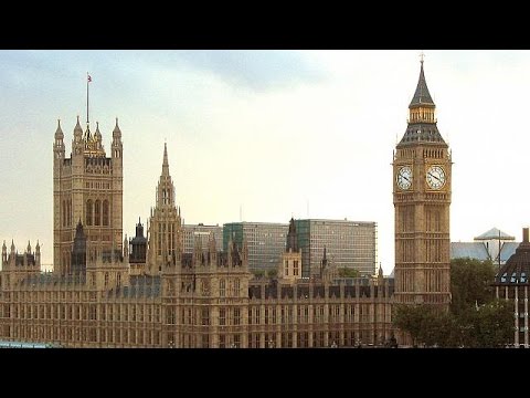 تيريزا ماي تحتاج إلى الضوء الأخضر من البرلمان لتفعيل المادة 50