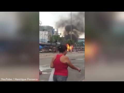 لحظة انفجار شاحنة مليئة بـالأنابيب في البرازيل