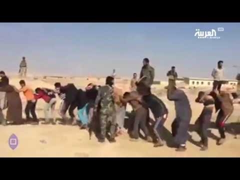 آثار القصف الجوي على مدينة دارة عزة في ريف حلب الغربي