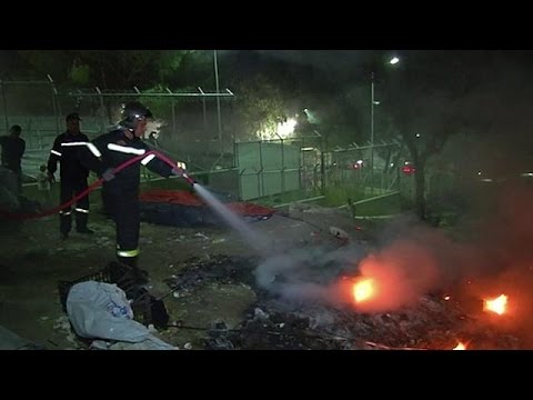 قتيلان على الأقل وإصابة اثنين في انفجار في اليونان