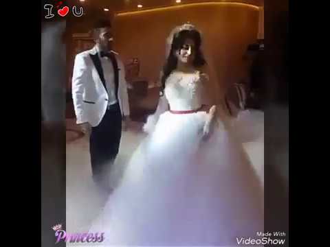 شاهد حركة جريئة من عروسة أثناء رقصها