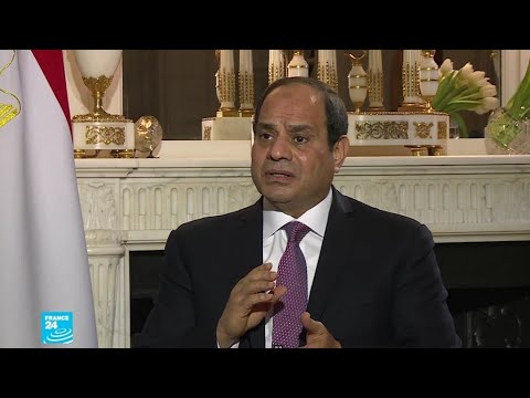 السيسي ينفي وجود معتقلين سياسيين في مصر