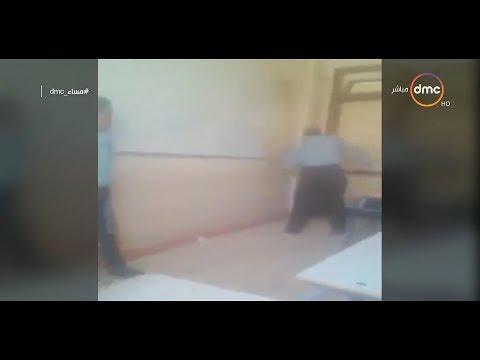 بالفيديو  مدرس مصري يعذب طالبًا داخل الفصل