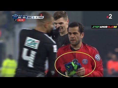 شاهد نجوم كرة القدم عند قيامهم بدور حارس المرمى 