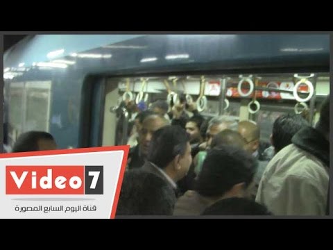 زحام شديد وفوضى في محطة الشهداء