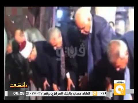 بالفيديو رئيس الوزراء يتعرض لنوبة إجهاد مفاجئ
