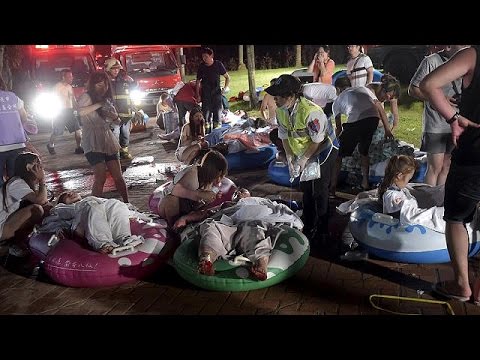 بالفيديو  500 شخص يصابون إثر حريق داخل حديقة تسلية في تايوان