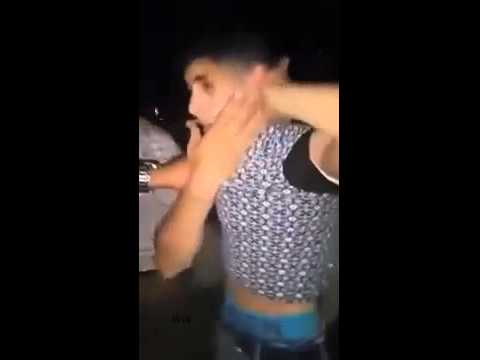 بالفيديو الأهالي يعتدون بالضرب المبرح على لص