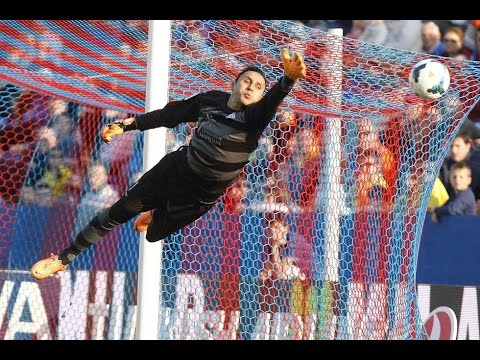 شاهد نافاس سيخوض المنافسة مع دى خيا