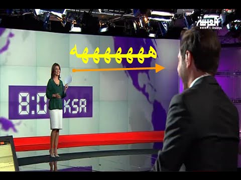 بالفيديو مذيعة تقع في خطأ مضحك