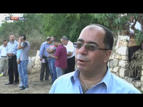 بالفيديو لاجئان يعقدان زفافهما في قريتهما المهجرة