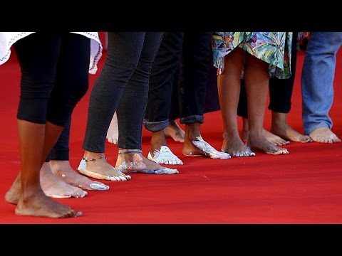 بالفيديو مسيرات تضامنية مع المهاجرين في إيطاليا