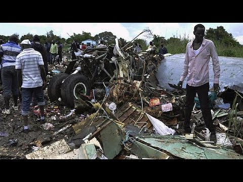 شاهدأكثر من 40 قتيلًا في تحطم طائرة جنوب السودان