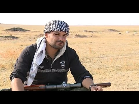 قوات سورية الديمقراطية تنزع الألغام التي زرعها داعش