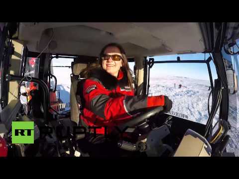 مغامرة هولندية تقطع مسافة 5 آلاف كلم على جرّار