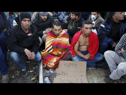 شاهد إحتجاجات اللاجئين على الحدود بين اليونان ومقدونيا