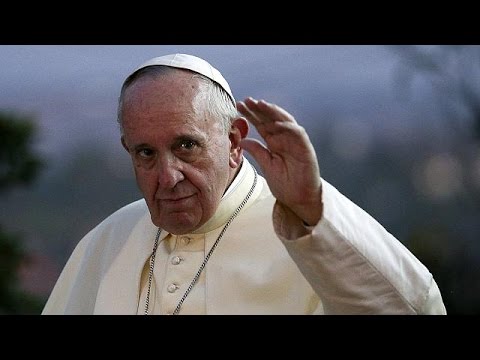 شاهد البابا فرنسيس يختتم جولته في أوغندا