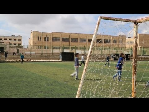 الحياة تعود للملاعب والصالات الرياضية في مدينة إدلب