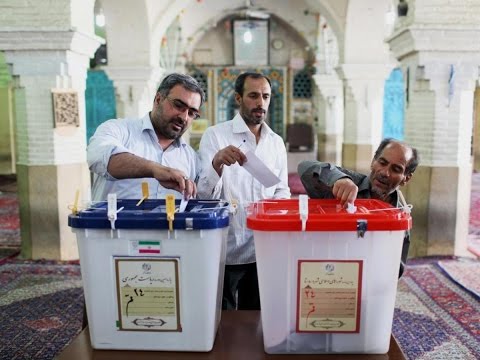 رفض العديد من المرشحين للانتخابات التشريعية الإيرانية