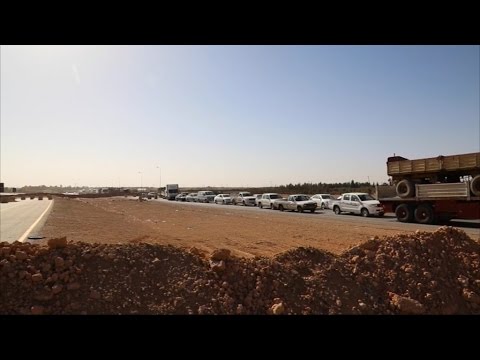 عائلات ليبية تنزح من سرت