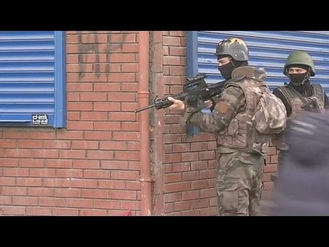 شاهد دياربكر مسرح لاشتباكات دامية مجددًا