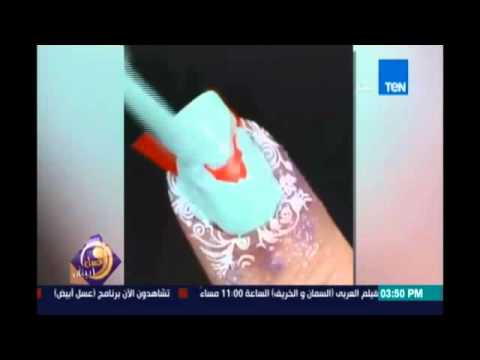بالفيديو تعلمي طرق طلاء الأظافر بشكل مذهل وجميل جدًا