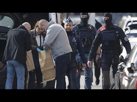 القضاء الفرنسي يقرر تمديد احتجاز رضا كريكت